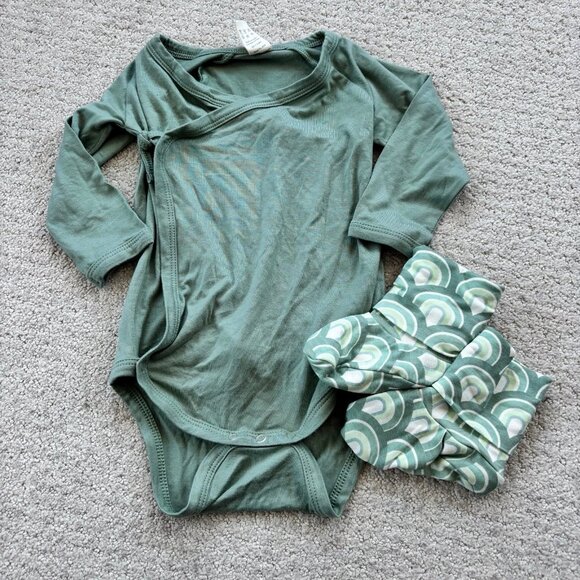 Kate Quinn sage green bamboo kimono bodysuit and rainbow booties - Picture 2 of 6